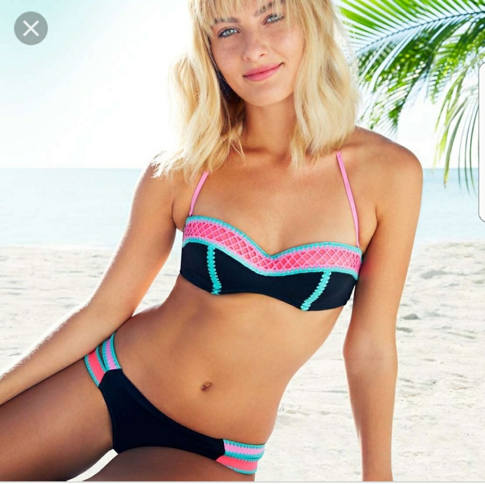 NEW VACAY BIKINI TOP SIZE 34C